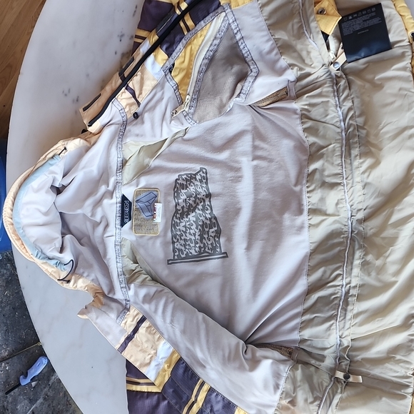 Section VTG Y2K Retro Nylon Snowboard Ski Jacket Women's Size XSmall - Picture 11 of 16